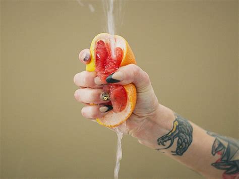 18 sec Luisalberto319 -. . Grapefruit blowjob
